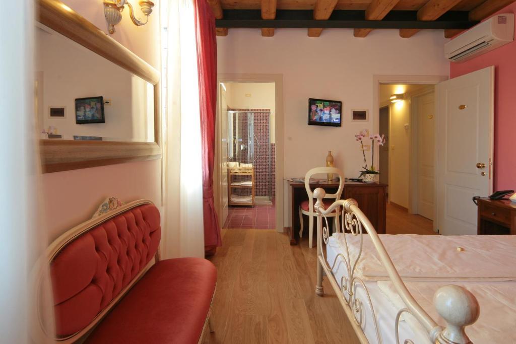 Locanda Al Ponte De Fero Езоло Номер фото