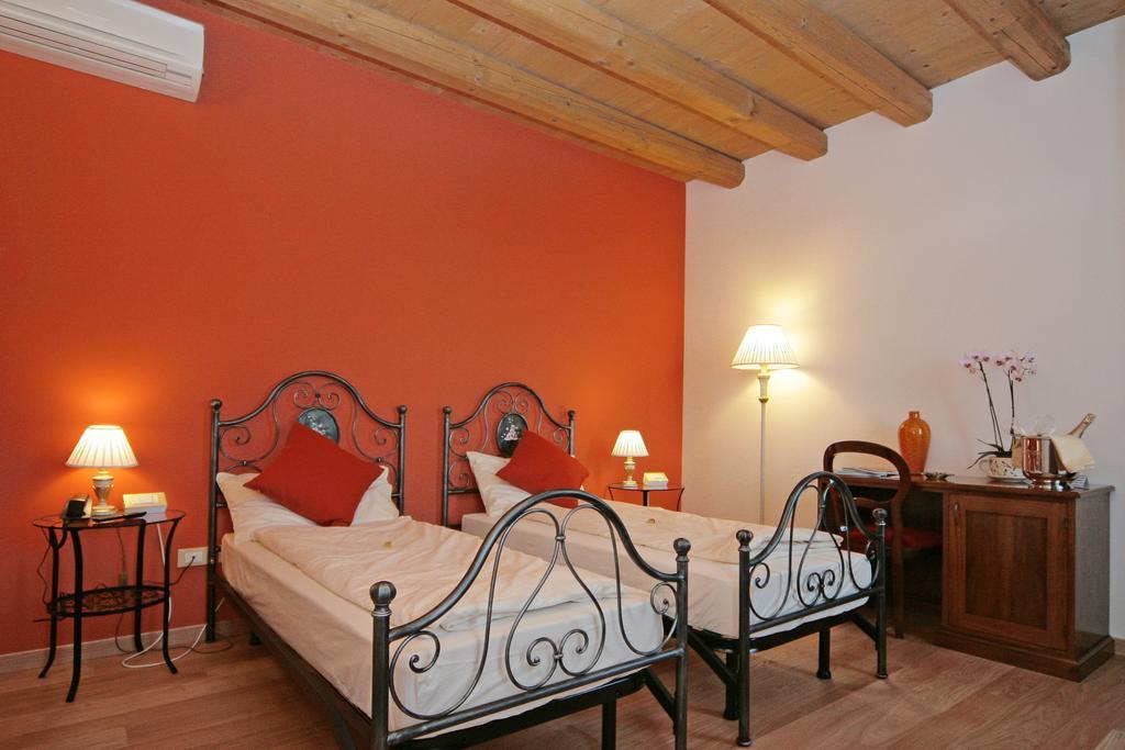Locanda Al Ponte De Fero Езоло Экстерьер фото